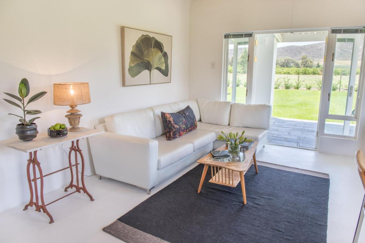 The Barn On 62 - Cottages Montagu Exteriör bild